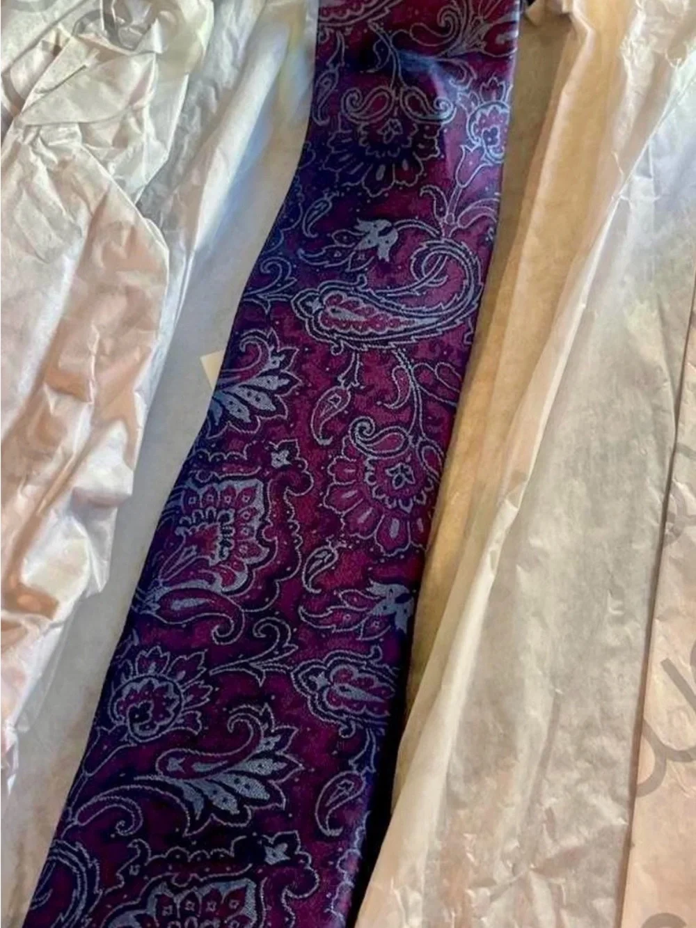 Bloomingdale's Purple Paisley Men's Tie